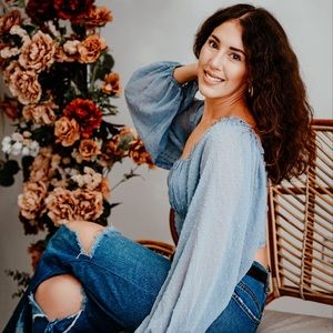 Meet your Posher, Chelsea!